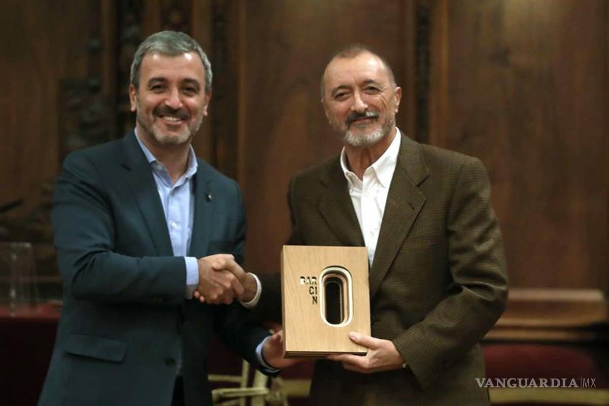 Soy escritor como consecuencia de una vida y de unas lecturas, dice Pérez-Reverte