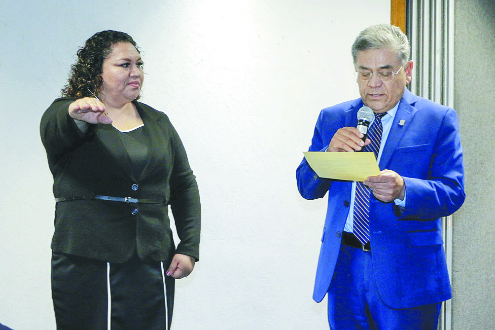 Toma posesión nueva directora de la Facultad de Enfermería de la UAdeC