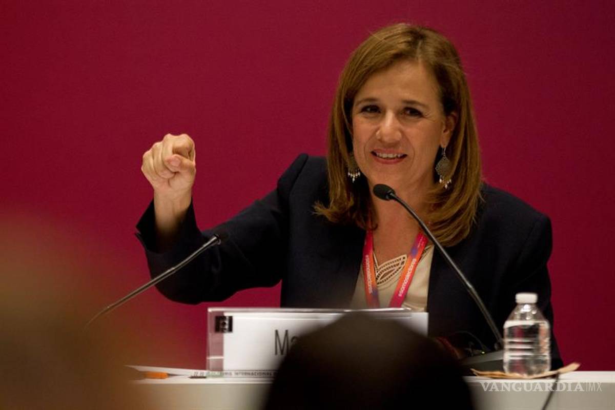 Aspirantes independientes a la presidencia politizan la FIL de Guadalajara