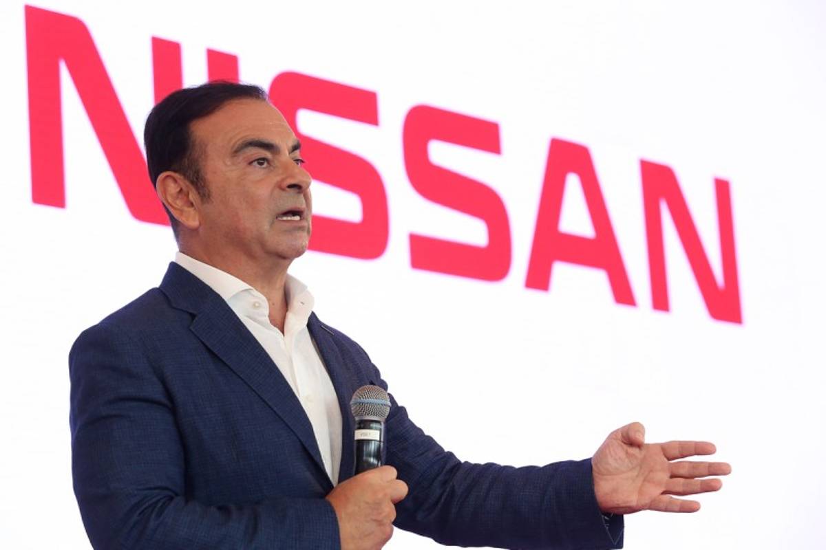 Renault convoca a su Consejo, tras arresto de presidente de Nissan