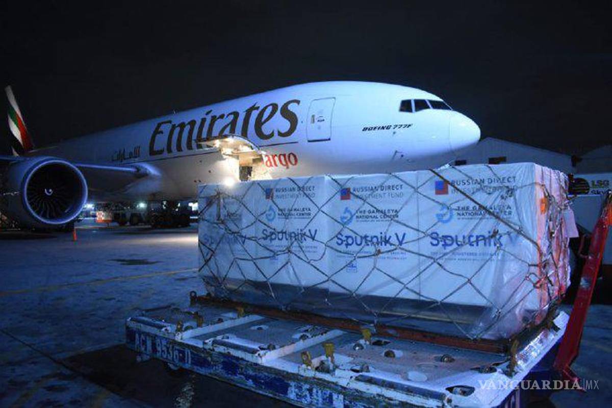 México recibe otras 729 mil vacunas Sputnik V contra COVID-19