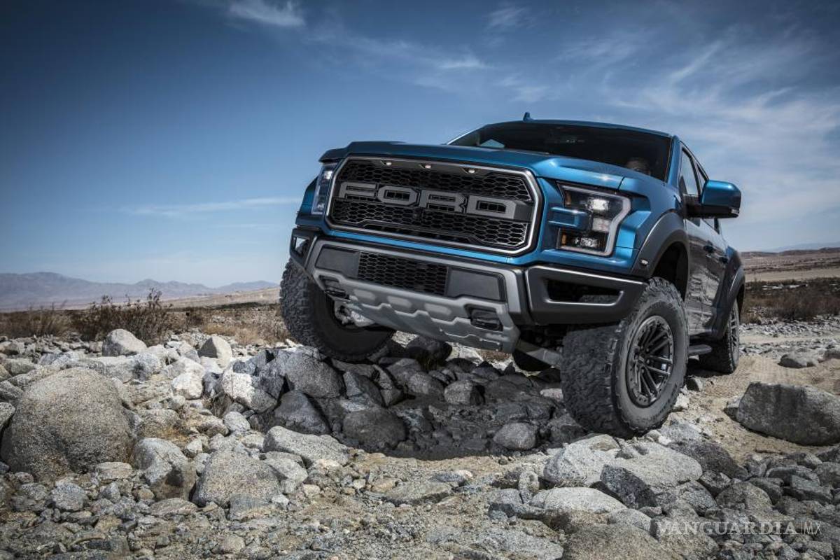 Nueva Ford F-150 Raptor; ya está aquí y busca ser la pick-up que puede con todo (fotos)