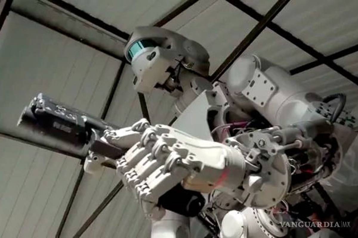 Rusia también tiene un &quot;Terminator&quot;, un androide capaz de usar armas