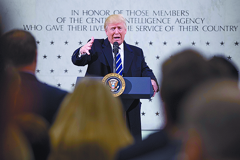 Trump da luz verde a par de oleoductos