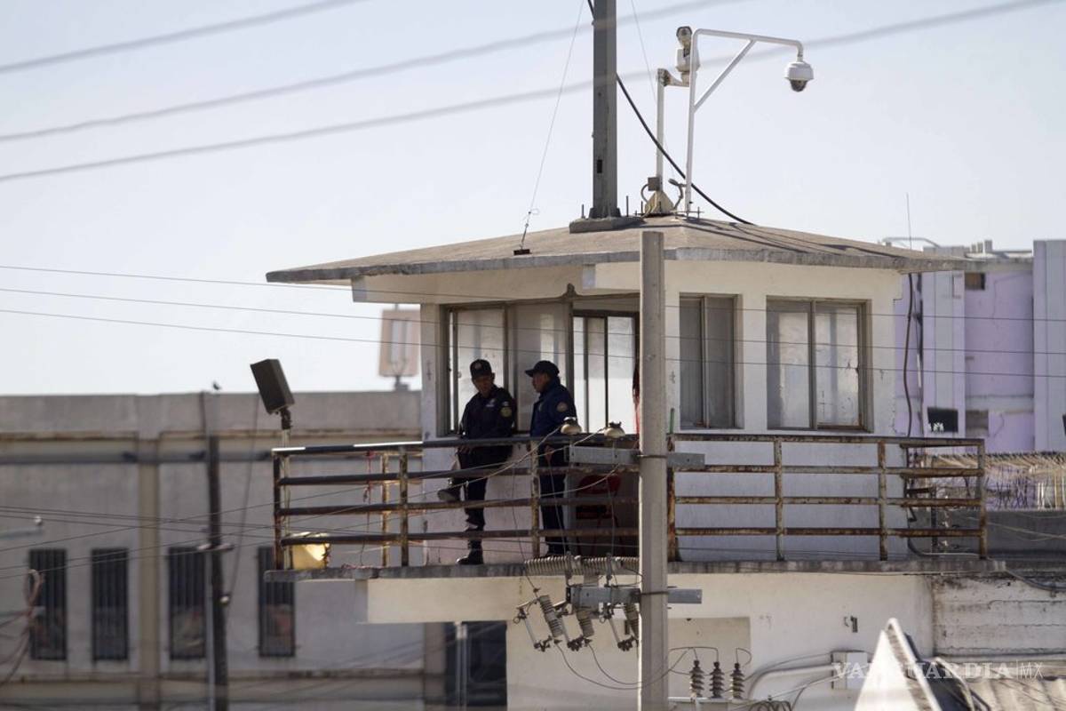 Equipo que cuidó que no escapara 'El Chapo' llega a penales de Nuevo León