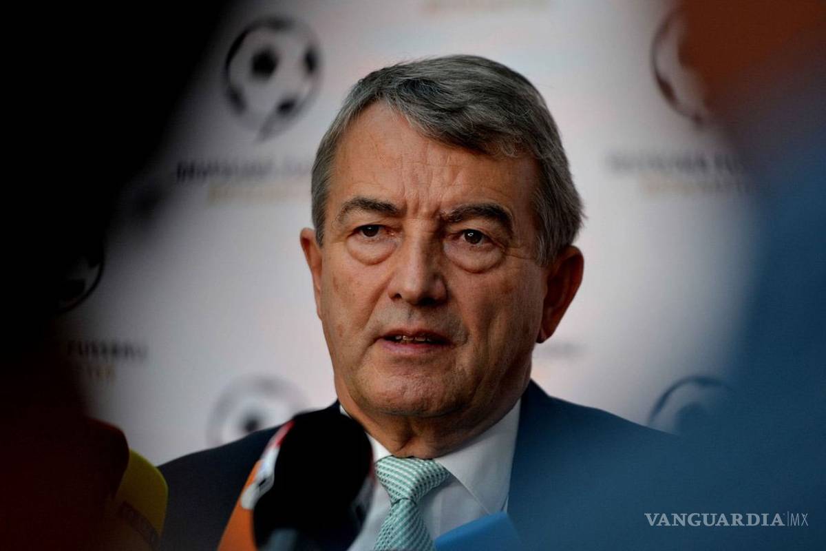 Renuncia el presidente de la federación alemana de futbol