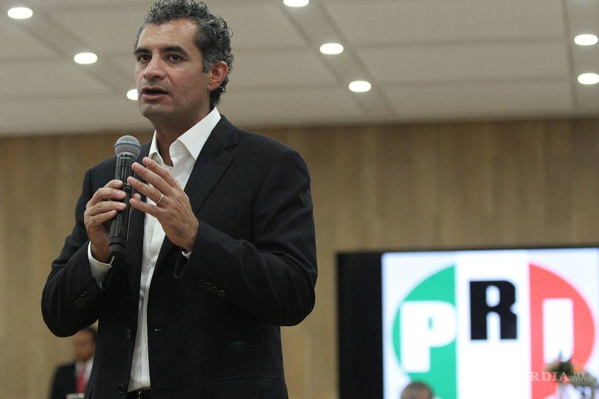 'Partidos deben apretarse el cinturón y apoyar a damnificados': dirigente del PRI