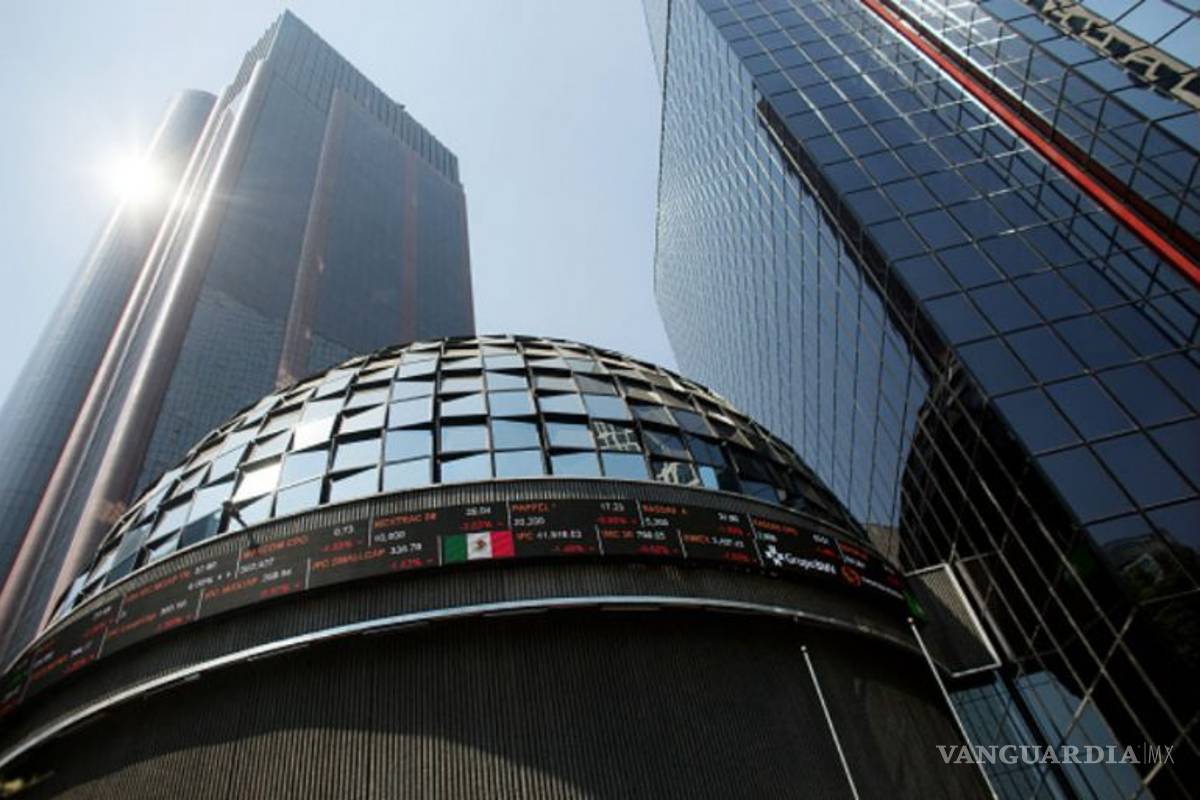 Iniciativas de Morena y la 'sombra' de AMLO le arruinan a Peña Nieto las ganancias sexenales de la BMV