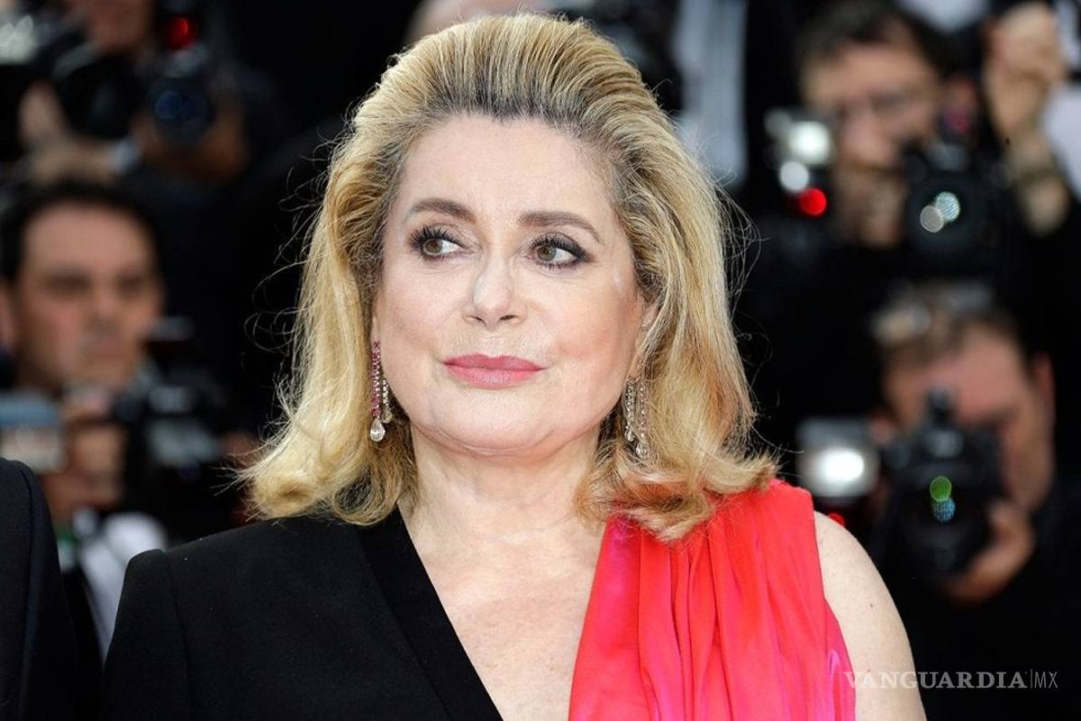 Catherine Deneuve es hospitalizada, sufre un accidente cerebrovascular