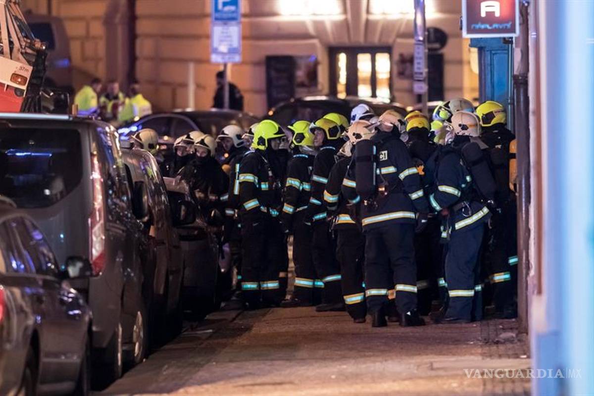 Aumentan a 4 los muertos por el incendio de un hotel en el centro de Praga