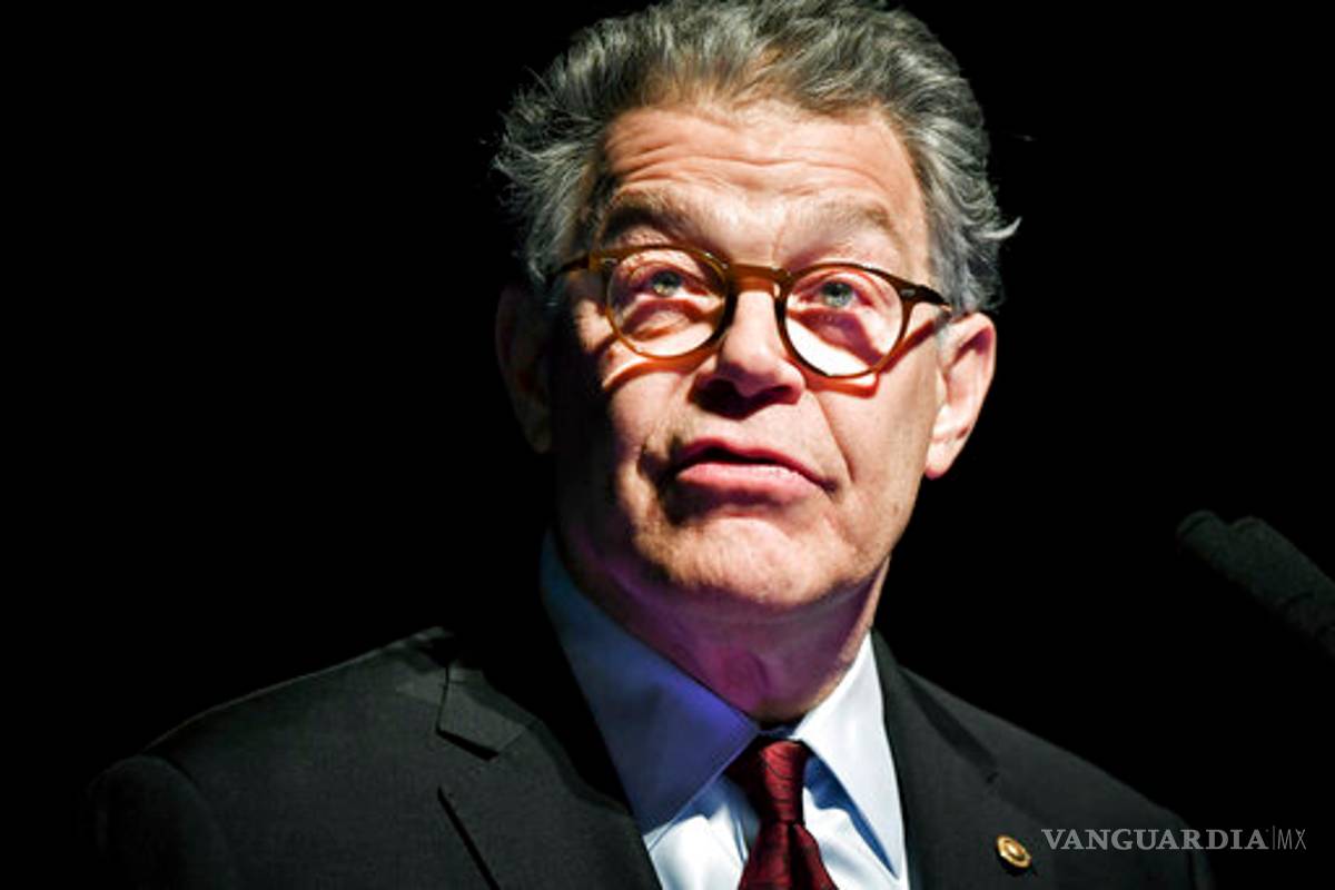 El senador Al Franken renuncia a consecuencia de acusaciones de acoso sexual