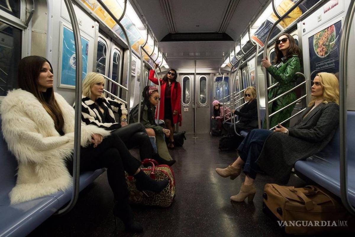 Sandra Bullock y Rihanna protagonizan el póster de Ocean's 8