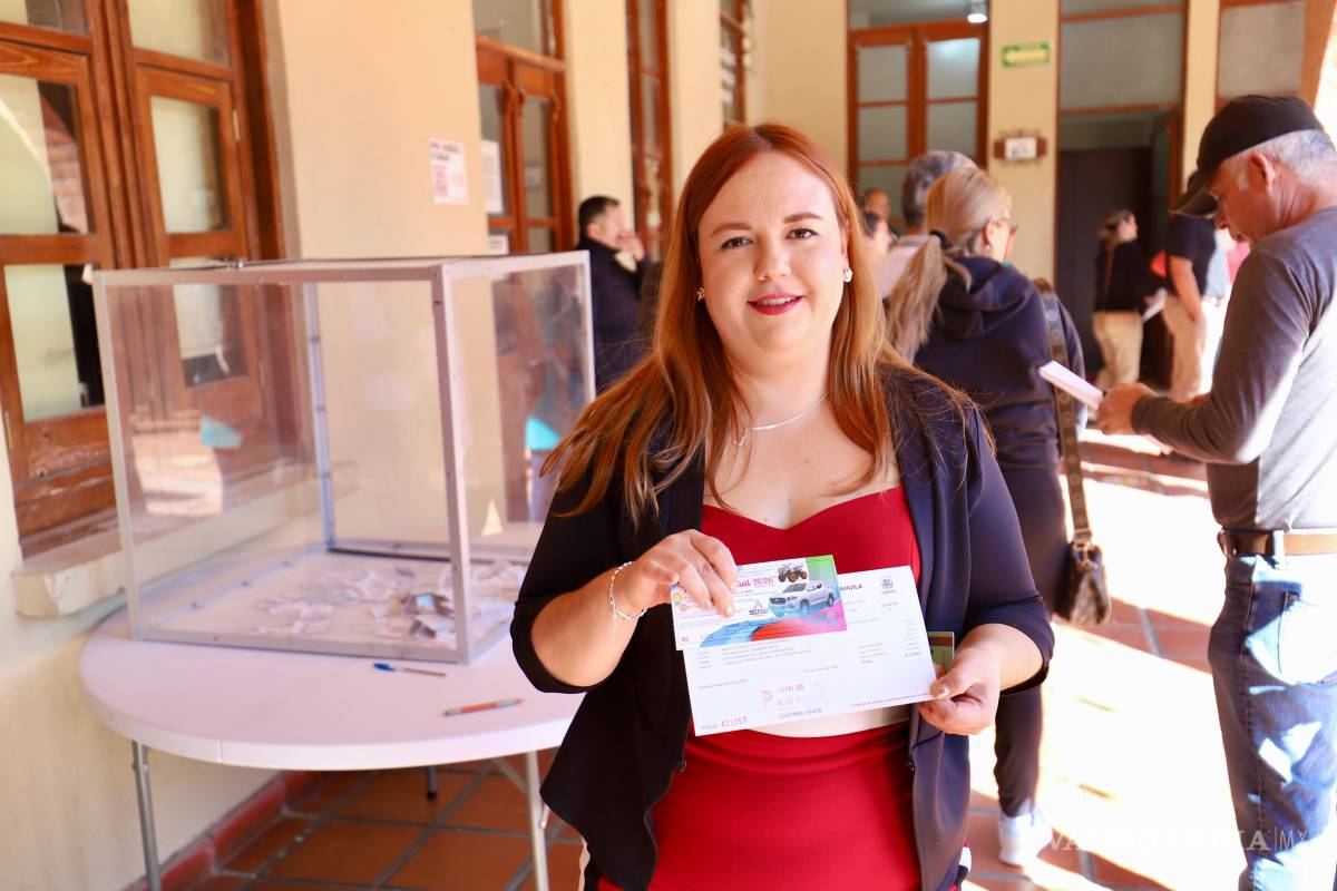 $!La alcaldesa Ana Karen Sánchez, destacó la disposición y actitud de servicio del personal municipal.