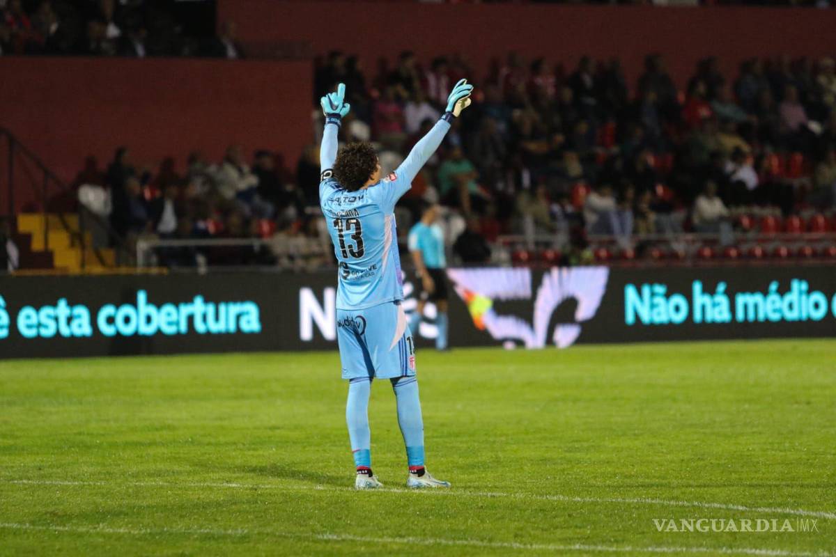 Mexicanos en Europa: Guillermo Ochoa solo permite un gol con el AVS Futebol SAD y siguen en Top 10 de Portugal