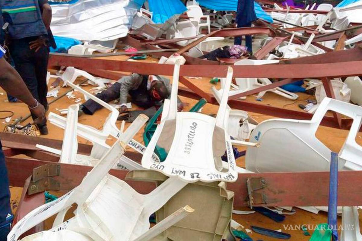 En Nigeria, cae techo de iglesia y mata a 160 fieles