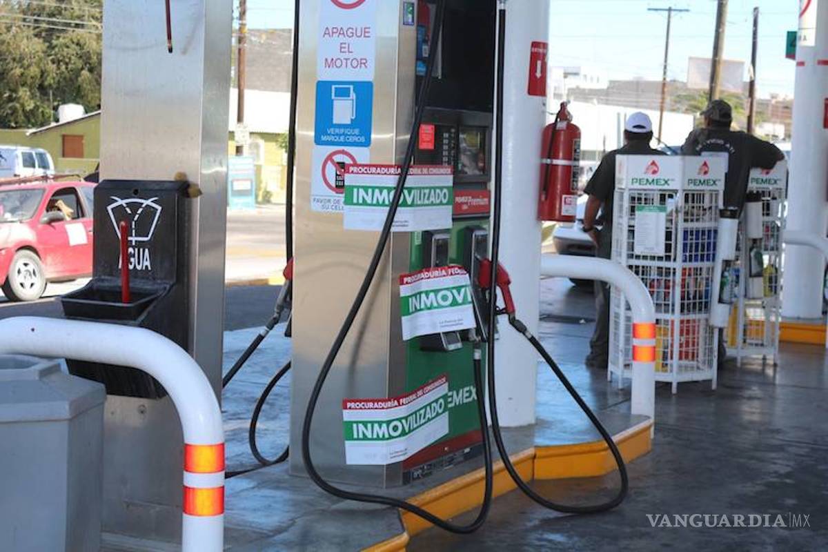 Ordenan a Pemex informar que gasolineras venden 'huachicol'