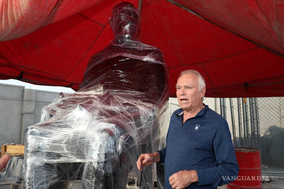 Saltillo: restauran y limpian escultura de Vito Alessio Robles; ya está lista para su reubicación