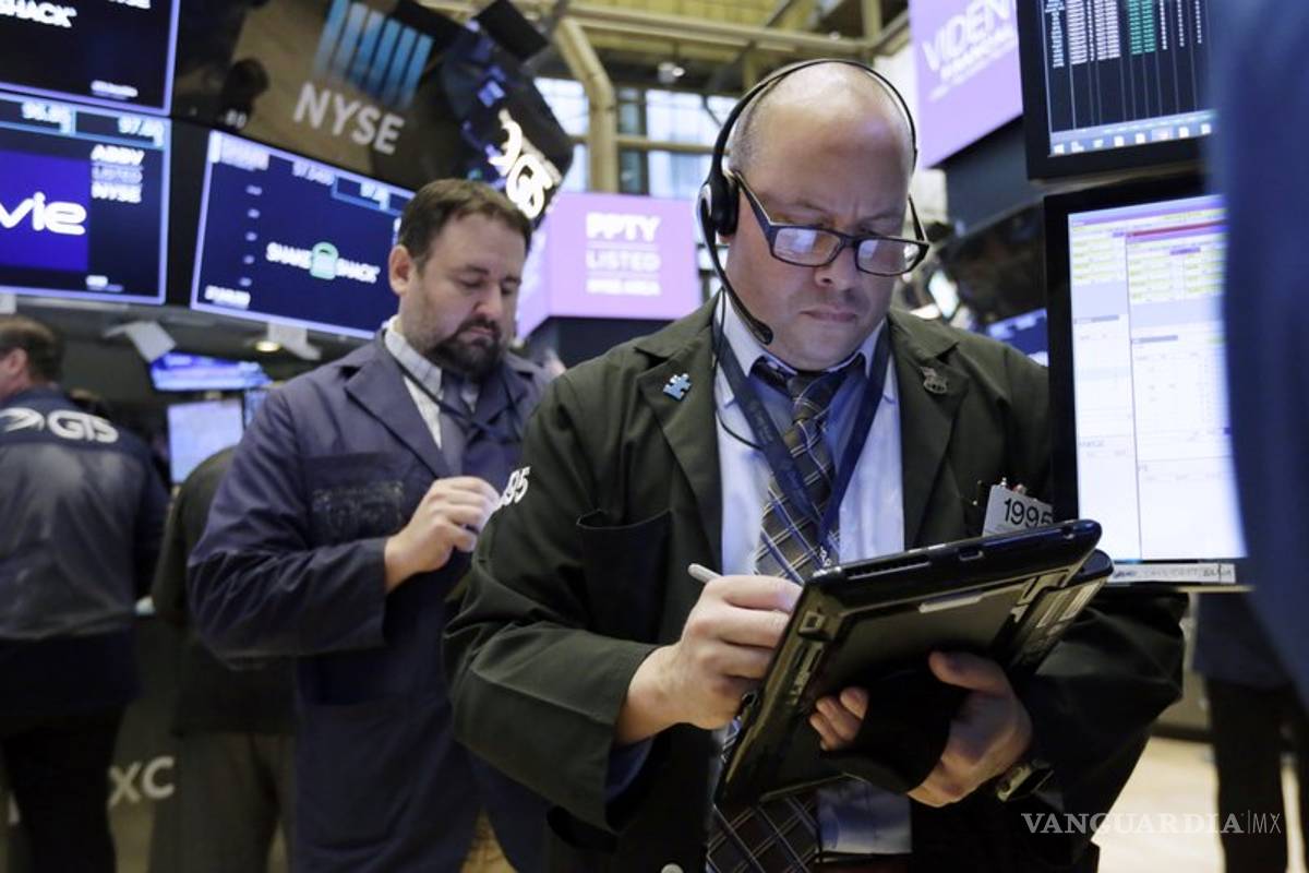 Declaraciones de Donald Trump golpean a Wall Street