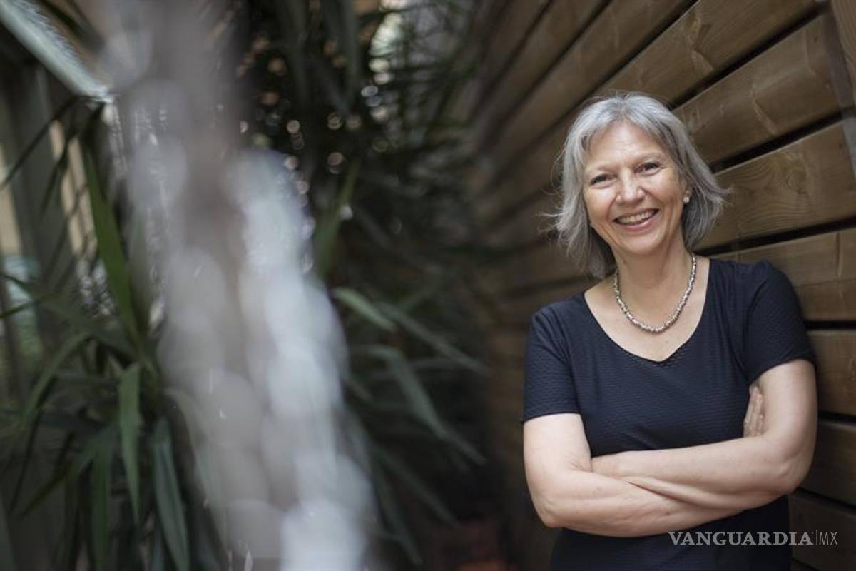 La filóloga mexicana Selma Ancira realiza una biografía de León Tolstói