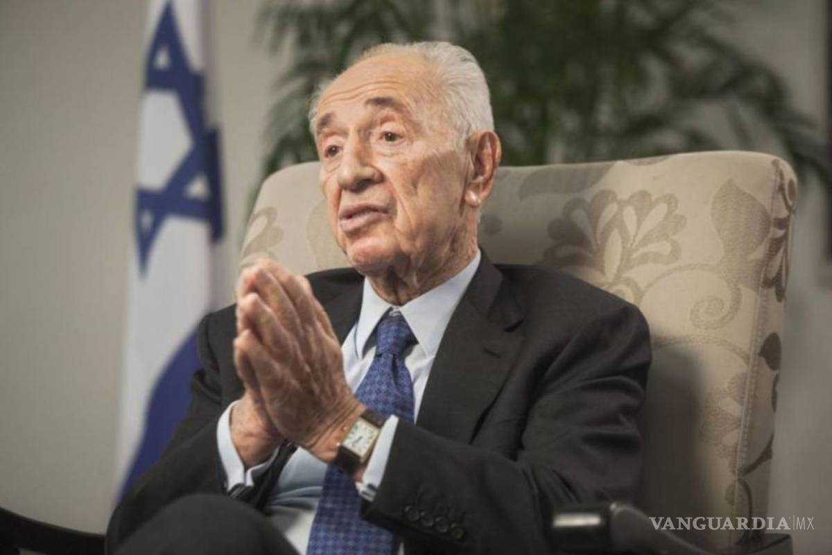 Hospitalizan al expresidente israelí Simon Peres