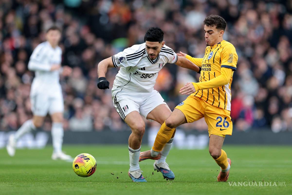Fulham remonta al Brighton y se impone 2-1 con Raúl Jiménez como referente ofensivo