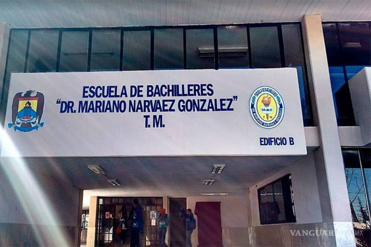 Acusa maestra de hostigamiento al director de la Escuela de Bachilleres Dr. Mariano Narváez en Saltillo