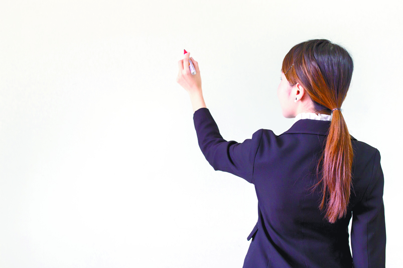 Con retrasos en algunas sedes, inicia en Coahuila evaluación docente