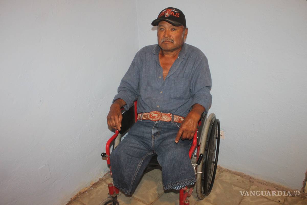 Impacta camión de ruta urbana de Parras a persona con discapacidad; camión sería del alcalde