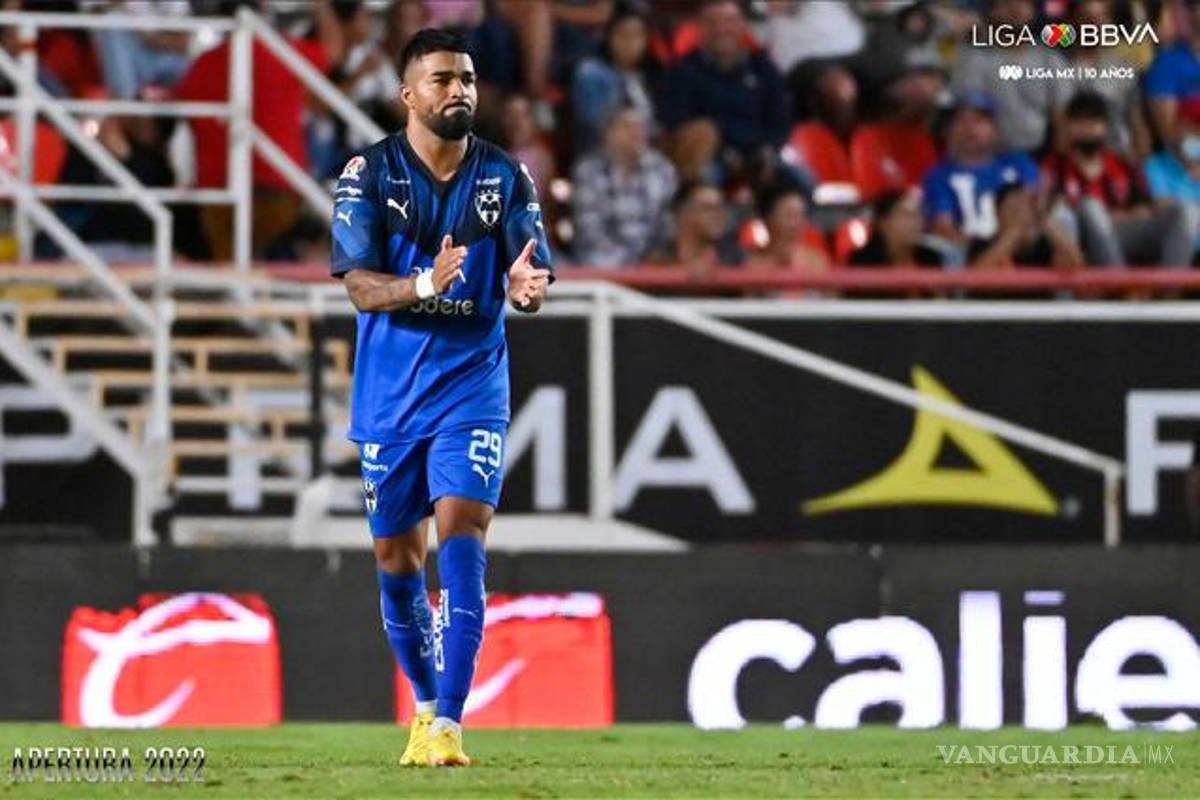 Monterrey remonta y vence a Necaxa