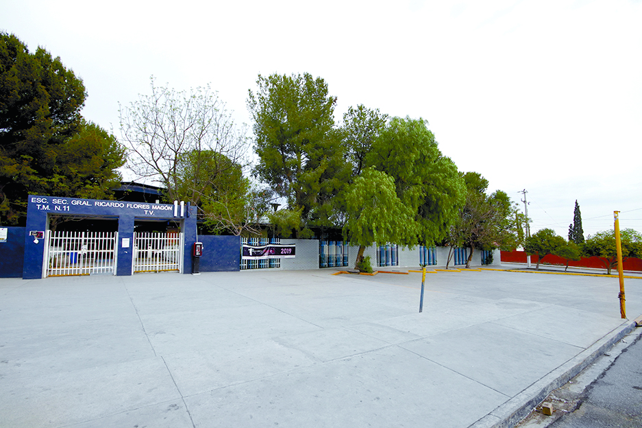 Piden padres de familia de Coahuila el regreso a las aulas