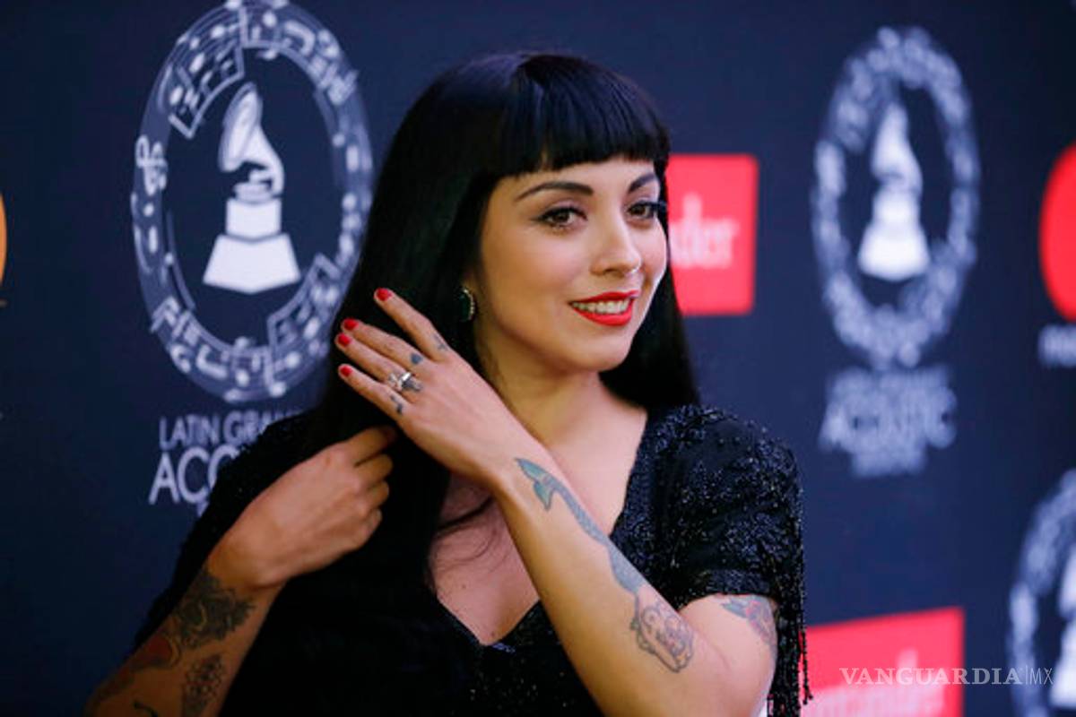 Mon Laferte: Funciono mucho mejor en solitario