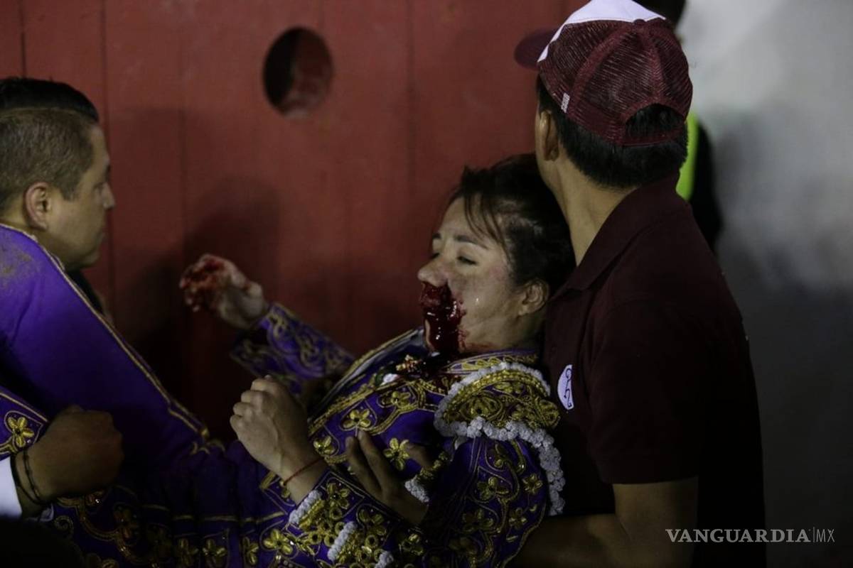 Hilda Tenorio sufrió más lesiones de las esperadas tras cornada en la mandíbula