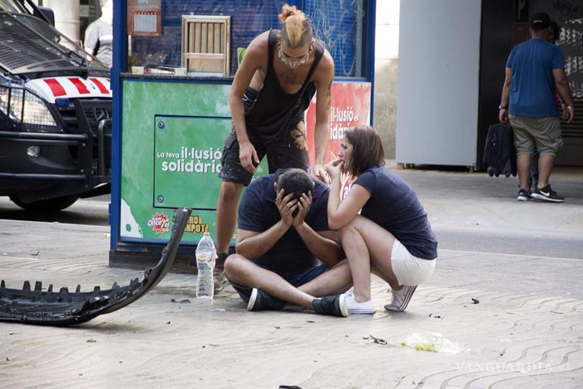 Pánico en Barcelona, al menos 13 muertos y veinte heridos por atropello masivo