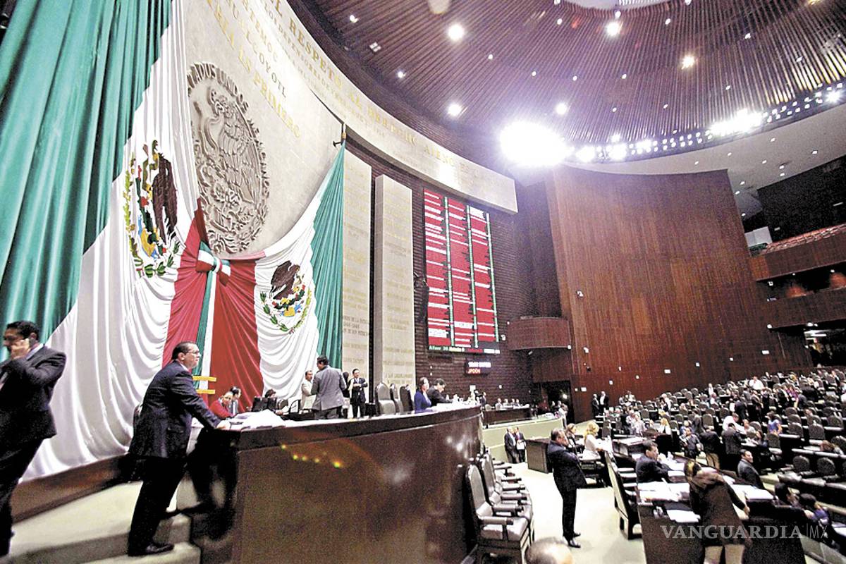 Diputados no evaden impuestos con apoyos: SAT