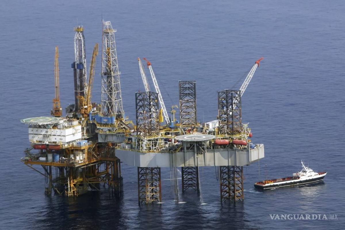 AMLO presentará informe de lucha contra huachicol en el mar