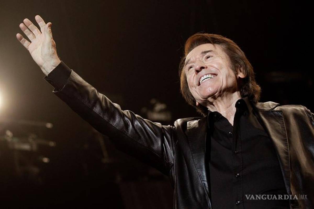 Raphael se hace &quot;infinito&quot; en Madrid