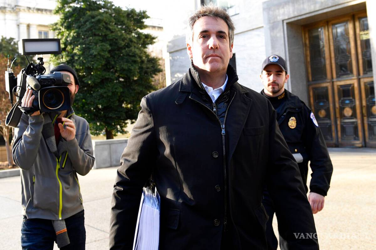 Inicia comparecencia de ex abogado de Trump ante Congreso