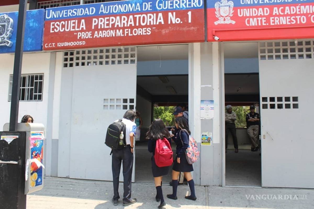 Profesor de universidad embarazó a alumnas, a una la obligó a abortar