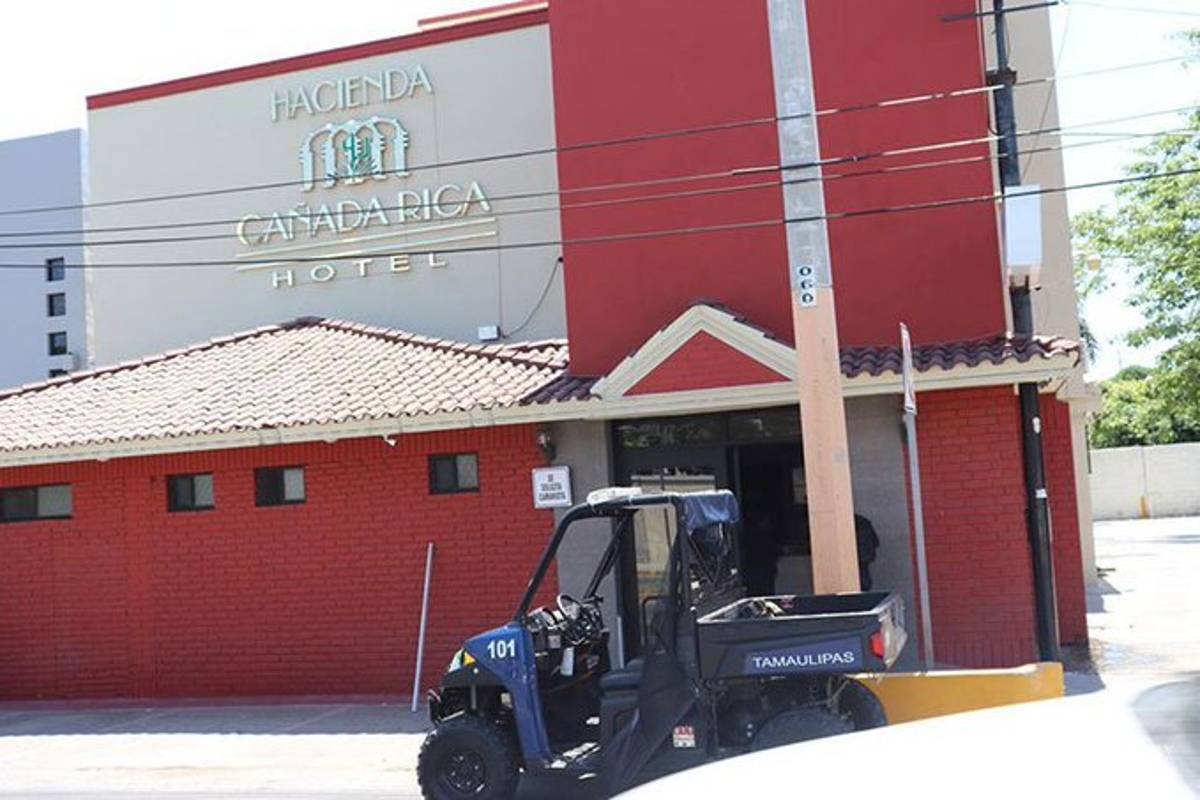 Mujer fue asesinada por su esposo frente a su hija en hotel de Tamaulipas