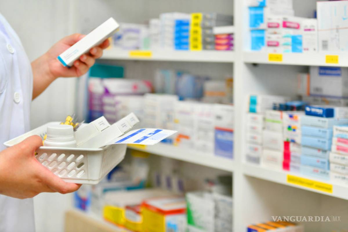 Farmacias reportan desabasto de hasta el 15% de sus medicinas