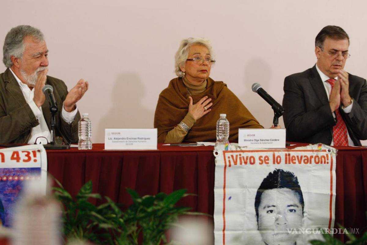 Comisión por Ayotzinapa es instalada; padres reclaman &quot;la verdad&quot;