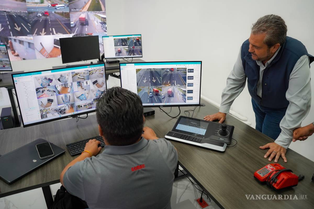 $!El C2 no solo vigilará calles y colonias, también supervisará pozos de agua e instalaciones municipales de energía, detalló el edil.