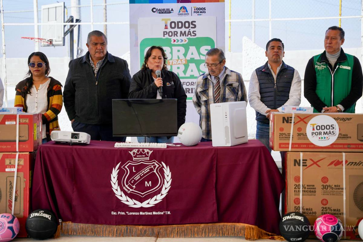 Ramos Arizpe: Entregan apoyos educativos a la primaria Lorenzo Martínez Medina