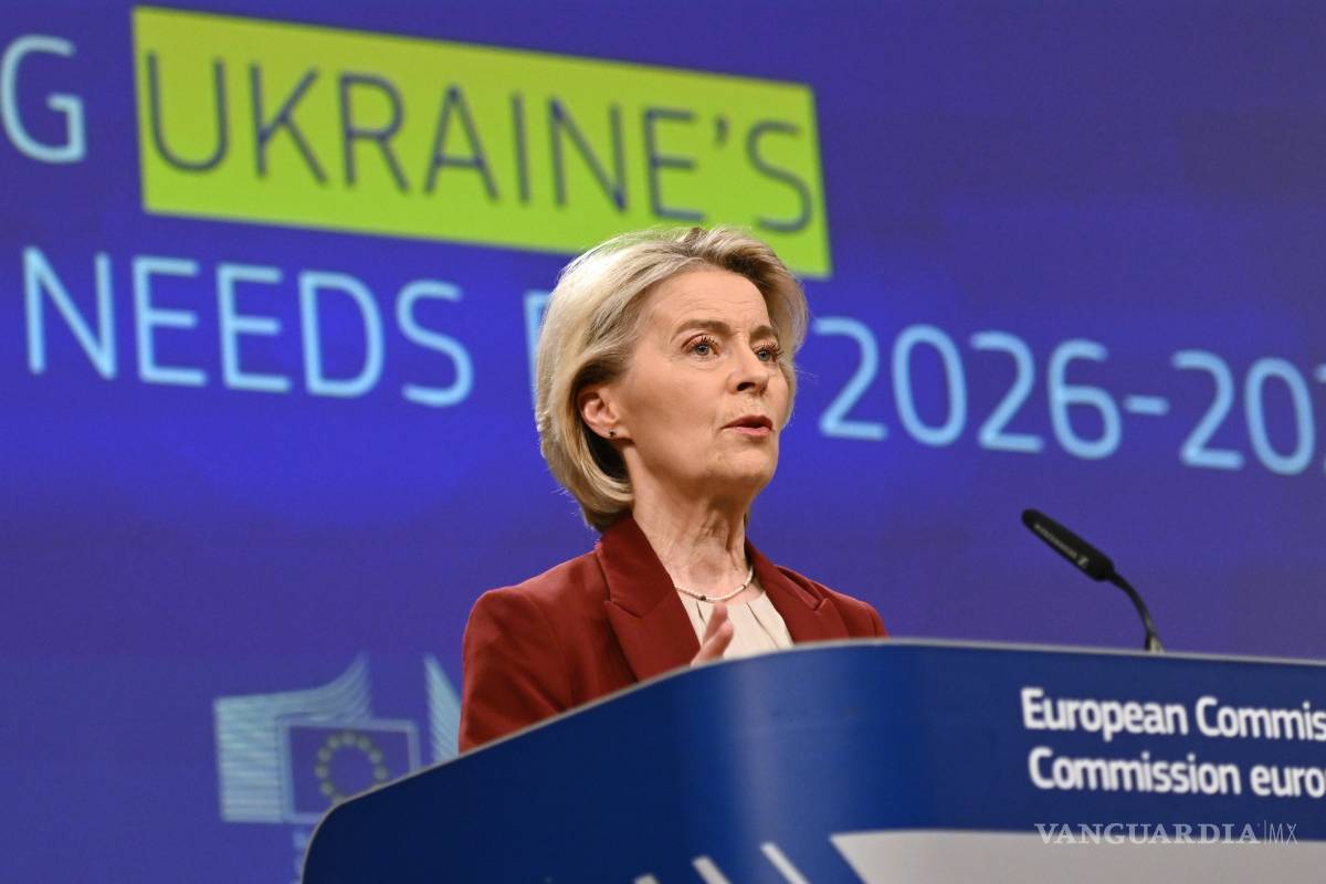 $!La presidenta de la Comisión Europea, Ursula von der Leyen, en una conferencia de prensa sobre las necesidades de financiación de Ucrania para 2026-2027.