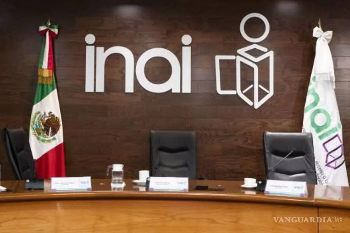 Por desaparición de órganos autónomos, 4 mil 500 servidores públicos quedarán en el ‘limbo’