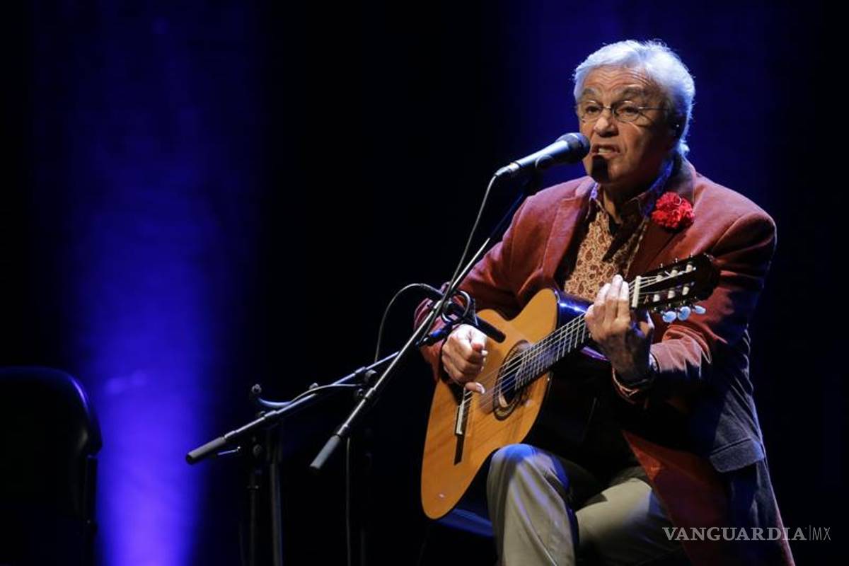En mis "shows" canto "Cucurrucucú paloma" por Obama, dice Caetano Veloso