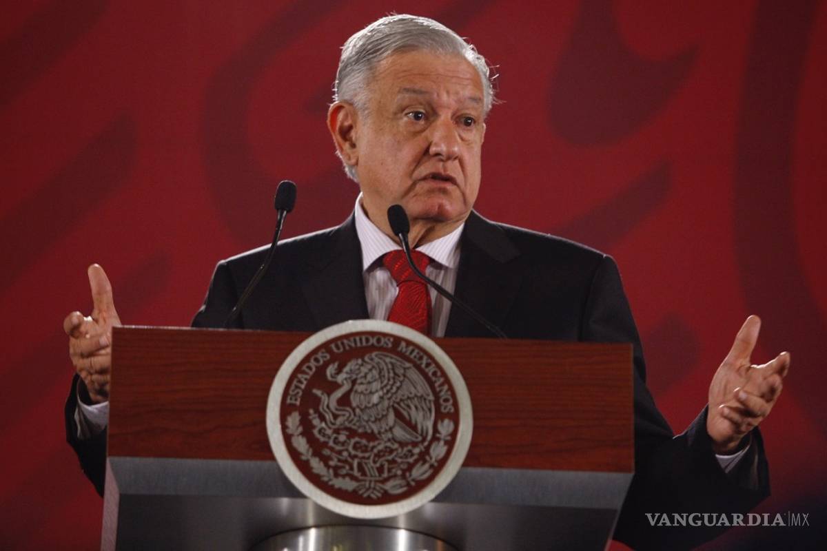 ¿Golpe de Estado? AMLO no ve ningún riesgo