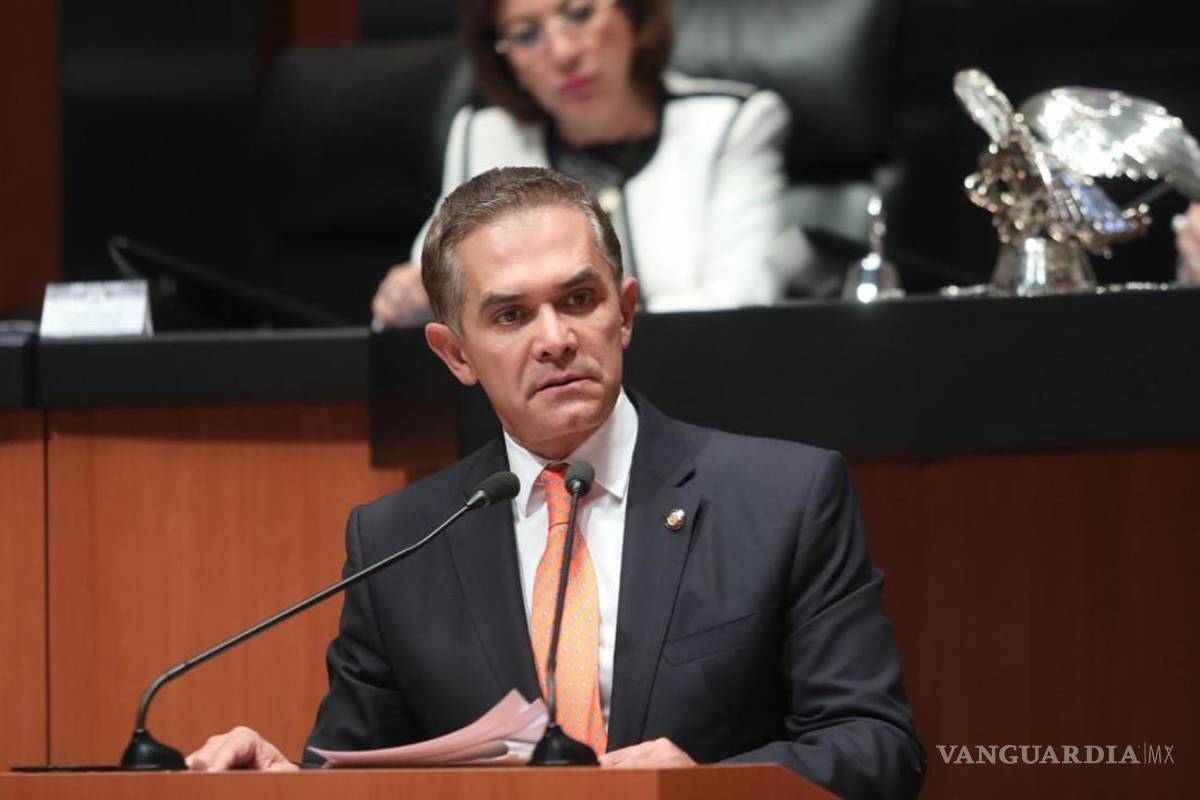 Autoridades deben investigar supuesto espionaje: Mancera