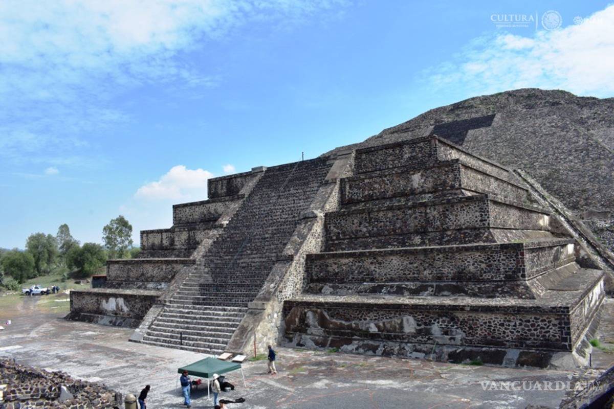 Descubren túnel bajo la Pirámide de la Luna, en Teotihuacán