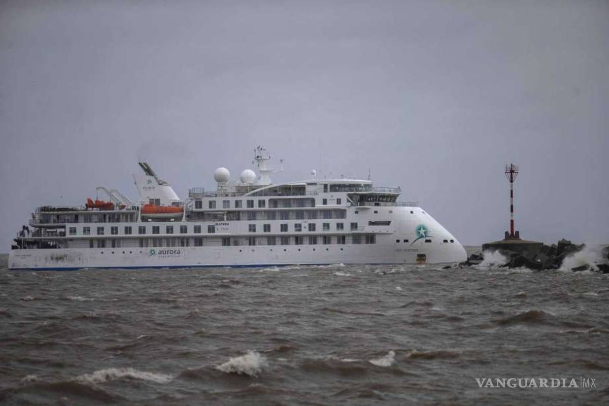 Cincuenta días a la deriva; el drama del coronavirus vista desde el crucero Greg Mortimer